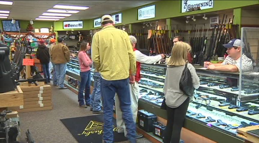 жители сша скупают оружие